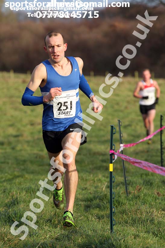 Senior mens cross country, 2019 North Eastern Cross Country Champs., Alnwick, Northumberland.  Photo: David T. Hewitson/Sports for All Pics